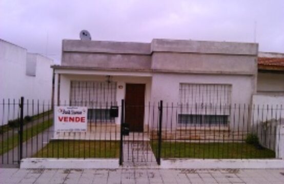 CASA EN VENTA &#8211; Moreno 1661