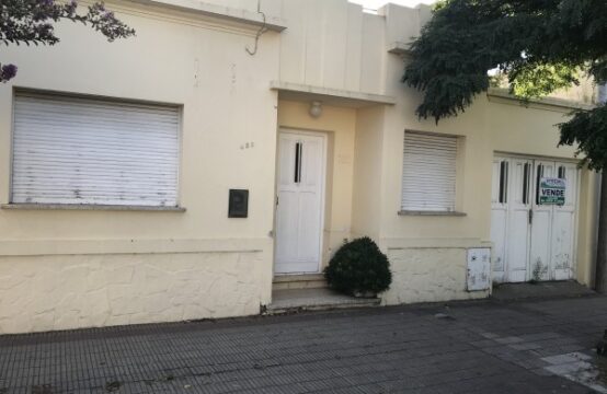 CASA EN VENTA &#8211; Garibaldi 453