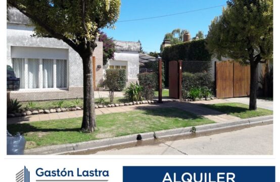 CASA DE 3 DORMNITORIOS Y COCHERA EN VENTA &#8211; Lavalle al 1000