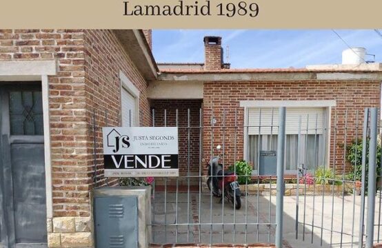 CASA EN VENTA &#8211; Lamadrid 1989