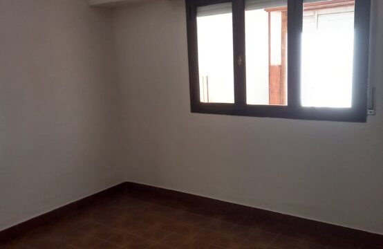 **RESERVADA** CASA EN ALQUILER &#8211; Roque Saenz Peña 528