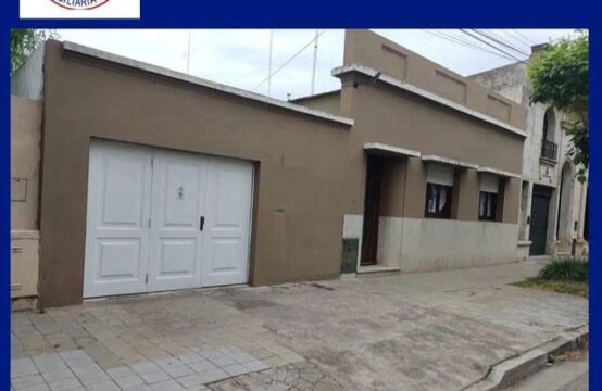 CASA CON DEPARTAMENTO INTERNO A LA VENTA &#8211; Excelente ubicación