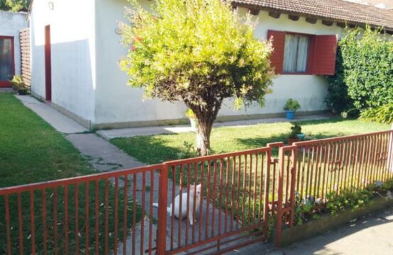 CASA EN VENTA &#8211; Av. Sixto Rodriguez 63